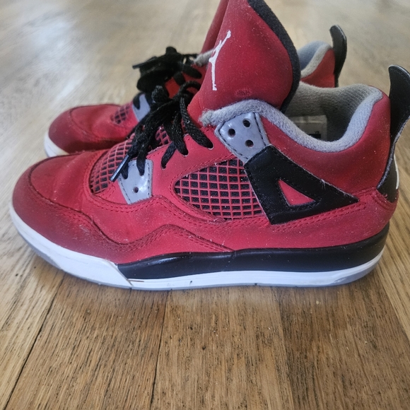 2013 Jordan 4 Retro Toro Bravo (GS) Size 13 c - Picture 3 of 6